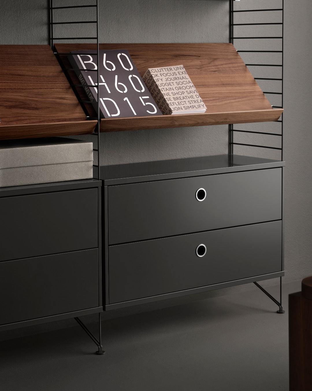 The New Neutral: Why String System in Dark Grey Is Anything But Boring