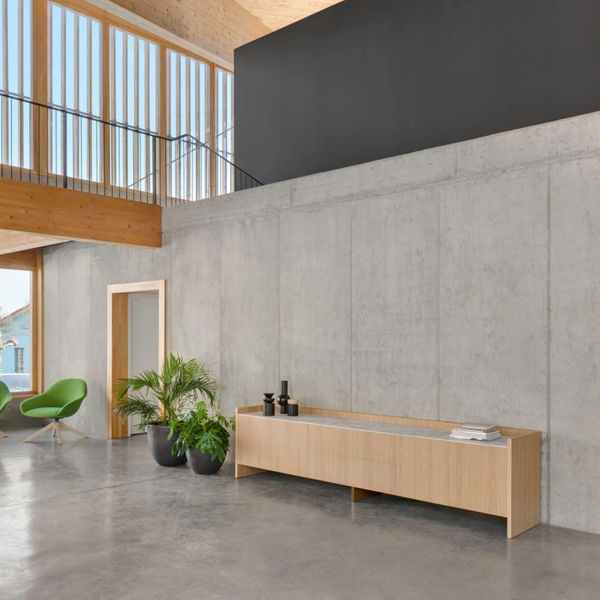 Tempo Credenza
