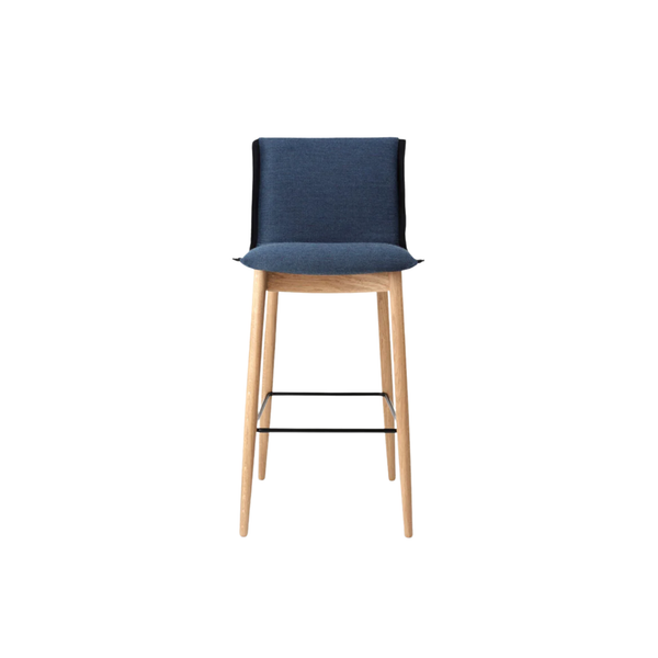 E006 Embrace Bar Stool