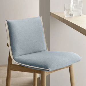 E006 Embrace Bar Stool