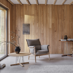 E015 Embrace Lounge Chair