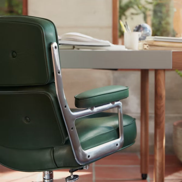 Eames Executive