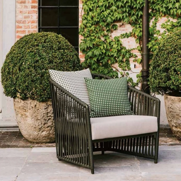 Bitta Lounge Club Armchair