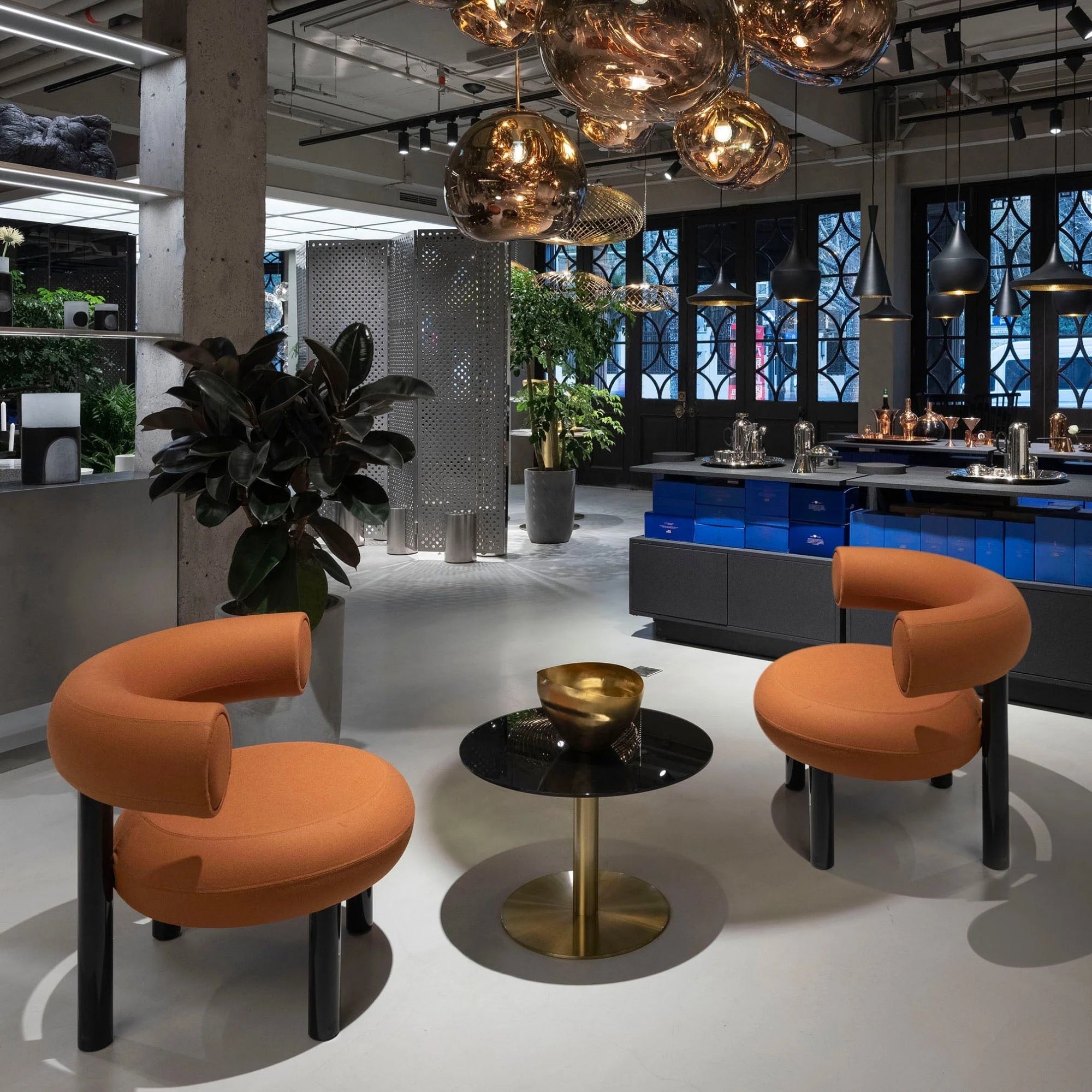 Flash Circle Table