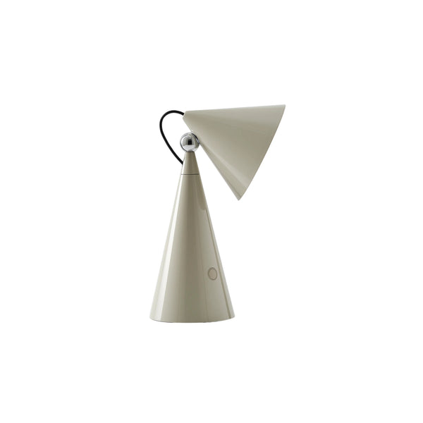 Pose Portable Lamp