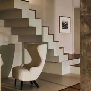 Wing Back Lounge Chair