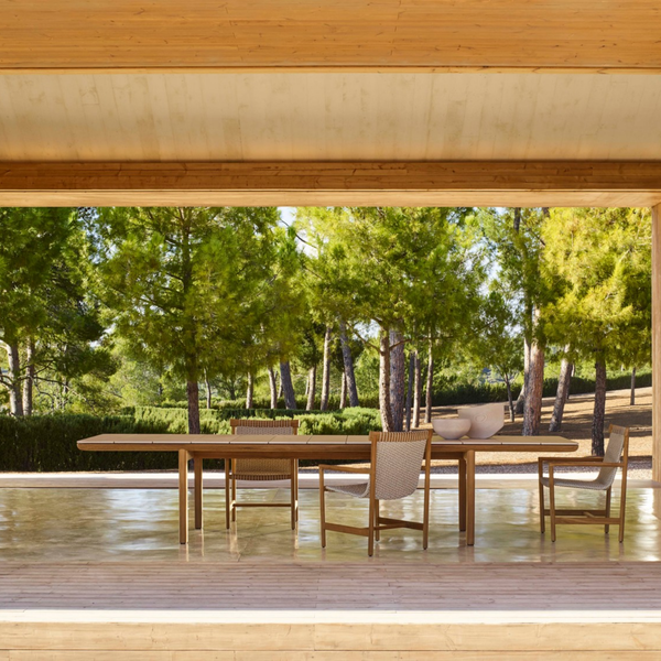 Amanu Dining Table