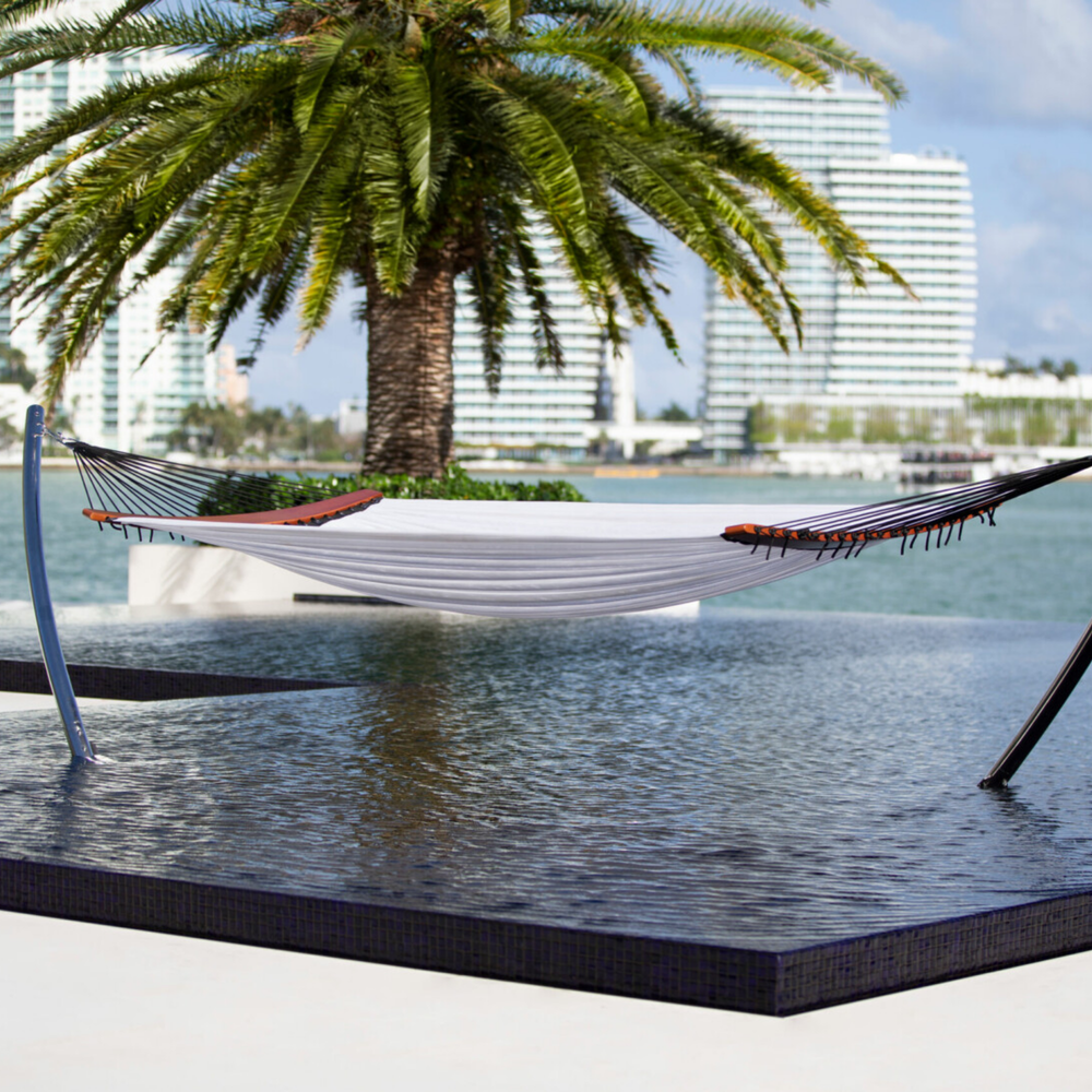 Air Lounge + Wave Stand