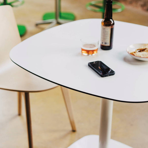 Lottus Table