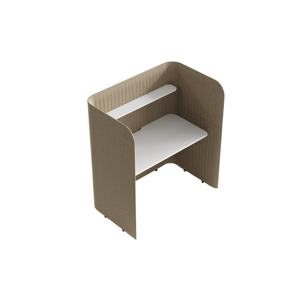 Cosy Workstation / 01