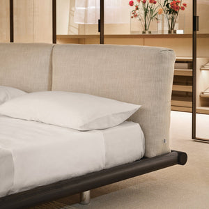 Iro Bed