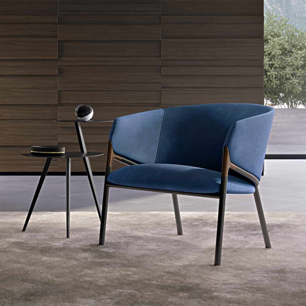 Hammer M/L Armchair