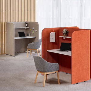 Cosy Workstation / 01