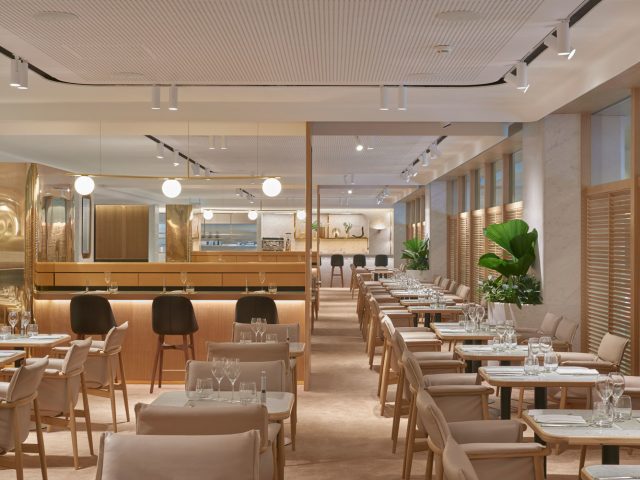 QANTAS-First-Class-Lounge-Singapore-by-CAON-Studio-and-Akin-Atelier-Yellowtrace-02-1500x1001