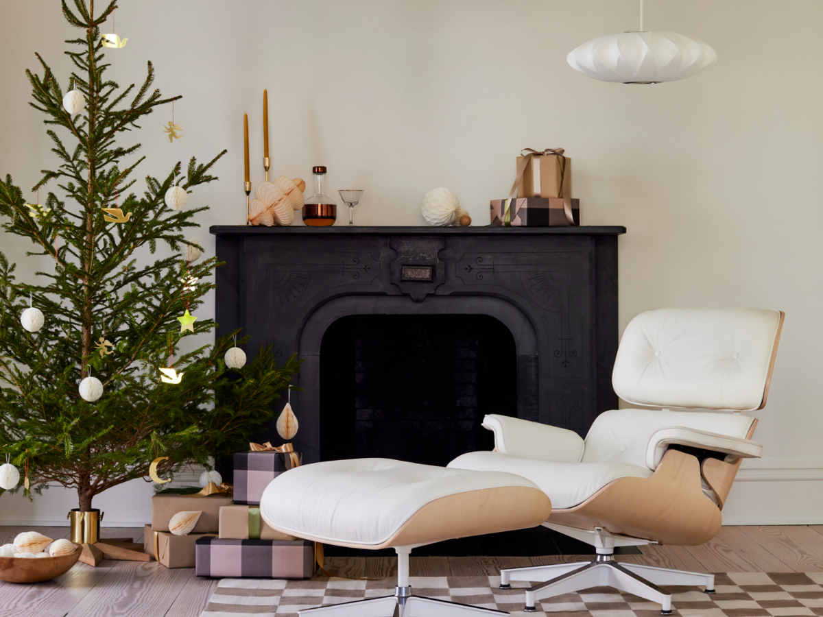 XTRA | Herman Miller | Eames Lounge Chair | Nelson Bubble Lamp