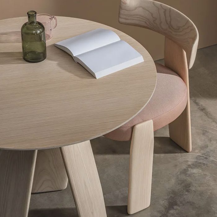 Oru Occasional Table by Andreu World