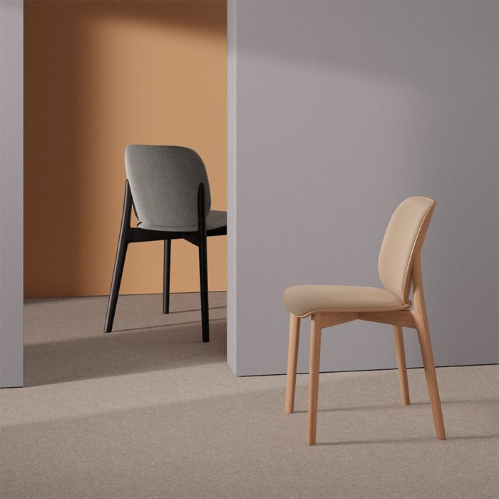 Solo Chair by Andreu World