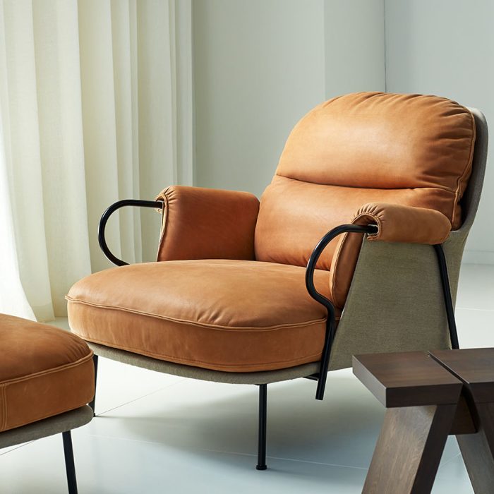 Lyra Armchair by Fogia